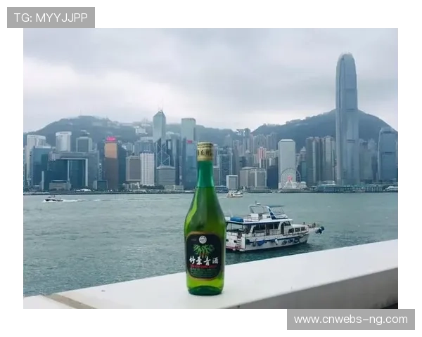 山西女篮球迷扫码互动，竹叶青酒品牌赋能赛事热度